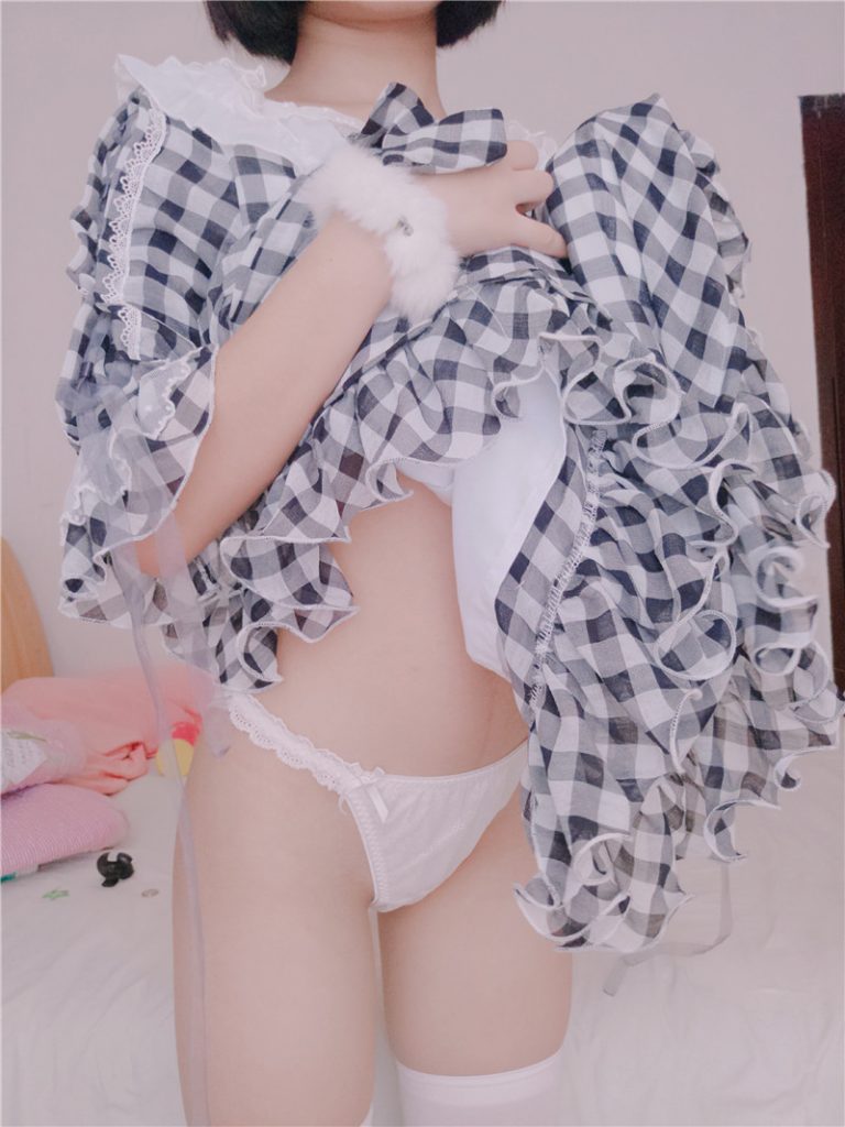 小甜甜之做你可爱的女友（128P/4V/392MB） COSPLAY-第1张